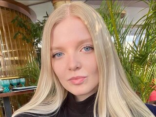 AnnieMavrodi photos anal