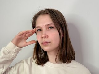 GuinevereDaunt anal cam