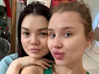 ScarlettAndBenit amateur livesex