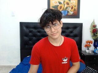 VictorSantos private shows